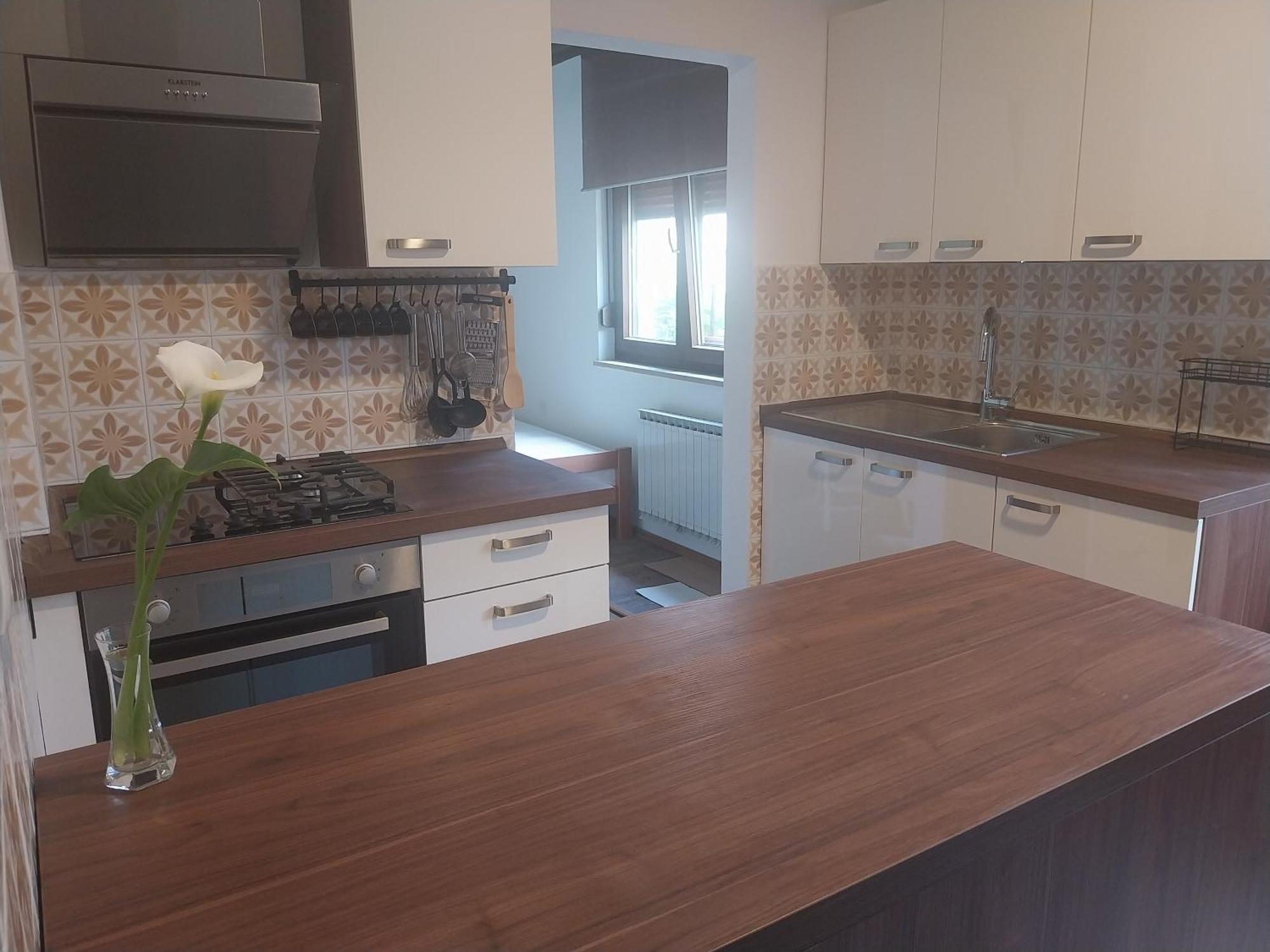 Apartma Gravitacija West *